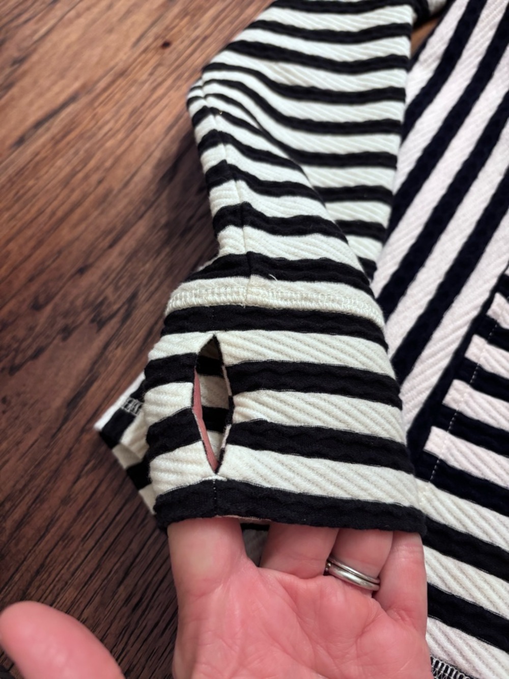 Talbots Striped Textured Top Size S Black Ivory Long Sleeve Athleisure - Picture 7 of 12